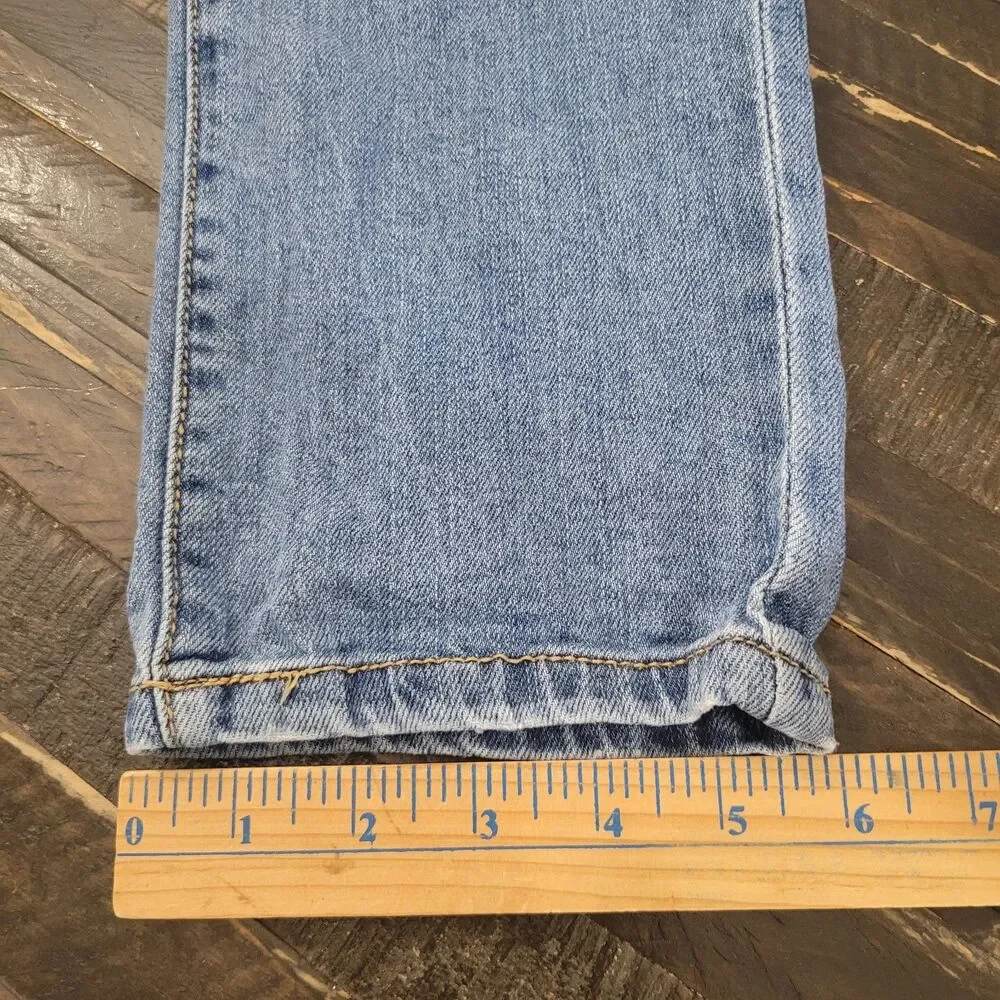 Forever 21 Men's Light Wash Distressed Jeans Size 31x32 Denim Slim Fit